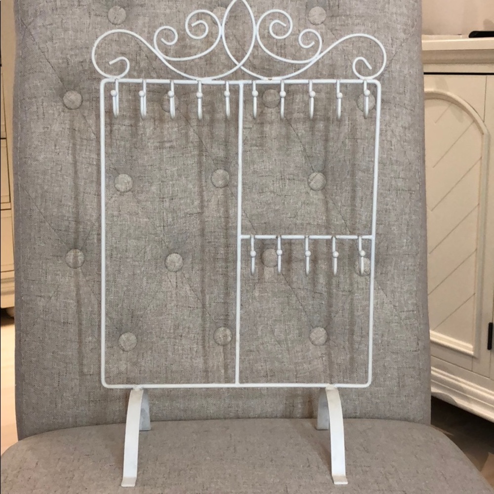 Beautiful White Metal Jewelry Holder